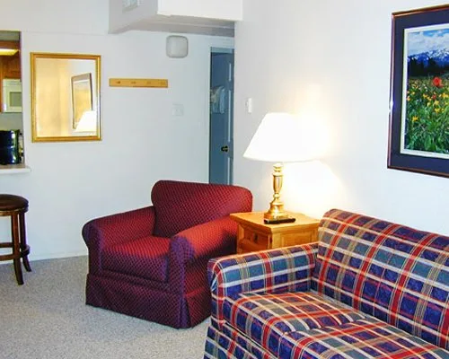 Alpenrose Condominiums & Rentals