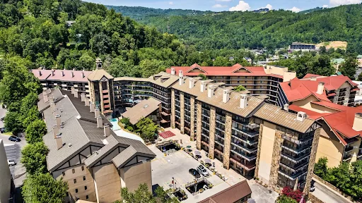 Gatlinburg Town Square