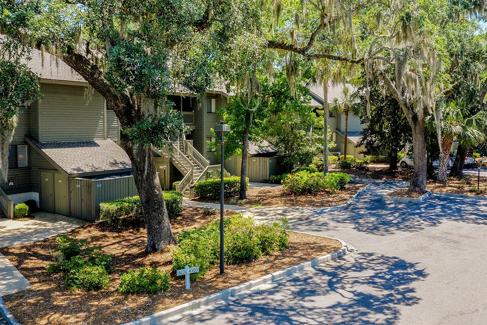 Exterior — Egret Point by Spinnaker Resorts