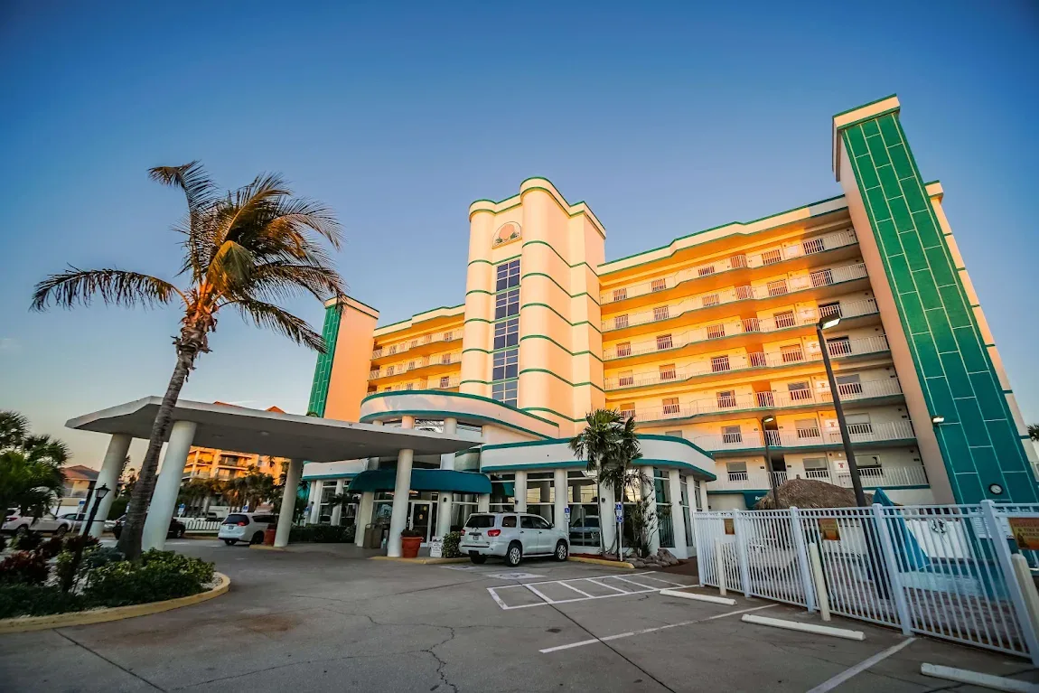 Discovery Beach Resort
