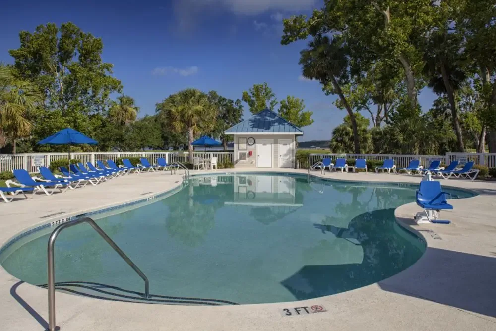 Bluewater Resort & Marina by Spinnaker Resorts