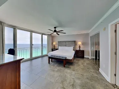 Club Wyndham Emerald Beach Resort