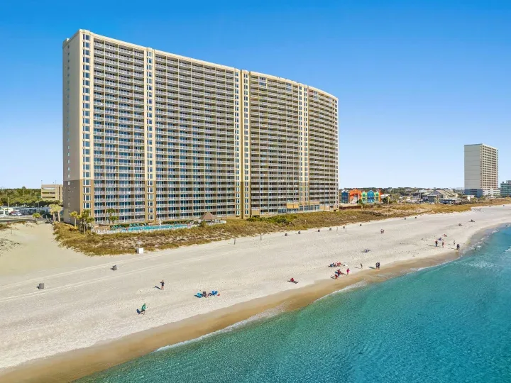 Club Wyndham Emerald Beach Resort